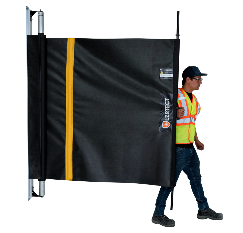 LZRTect™ Pantalla retráctil para soldadira láser – 6’ x 15’ (1.83m x 4.57m)